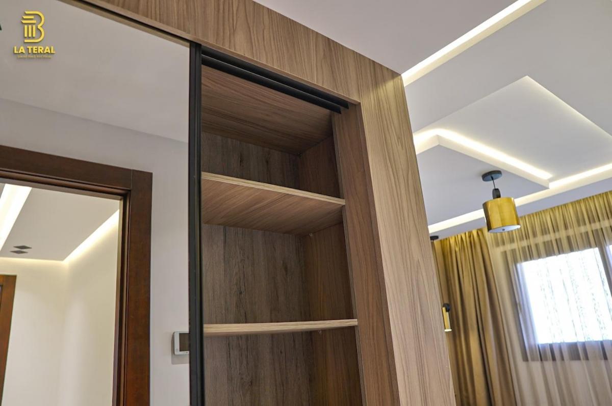 Modern Space, & Quiet Apartment *