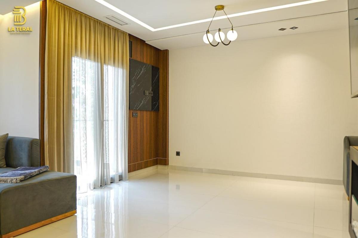 Modern Space, & Quiet * Tanger