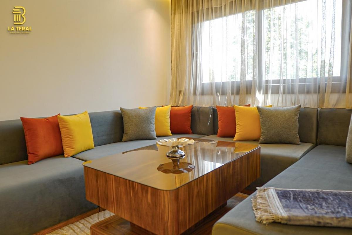 Modern Space, & Quiet Apartment *